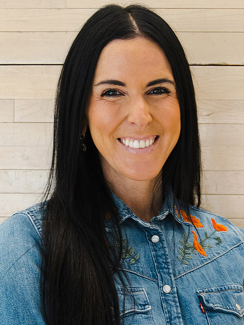 Carrie Samek Headshot