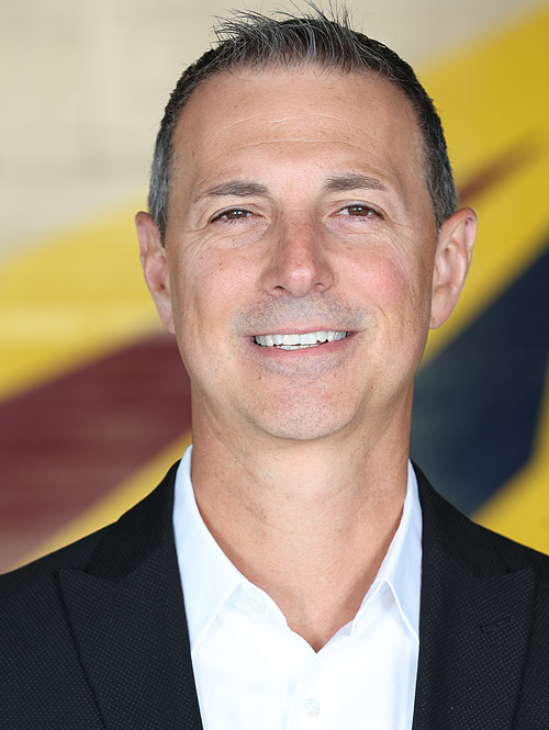 Mike Ostrowski Headshot