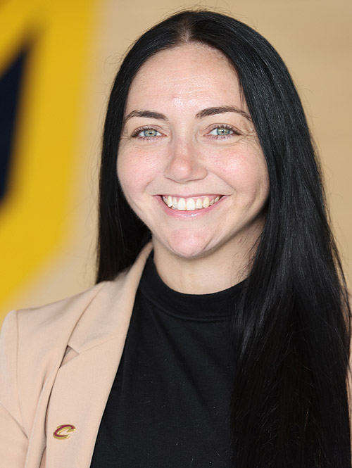 Sarah Lindsey Headshot