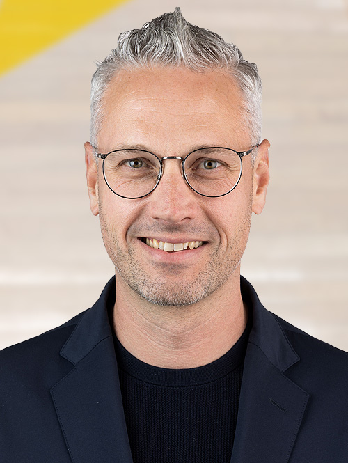 Galen Davies Headshot
